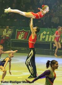 Sportakrobaten der Turngemeinde in Berlin