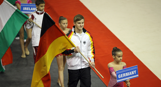 Tim Sebastian marschierte bei der Eröffnungsfeier für Deutschland ein